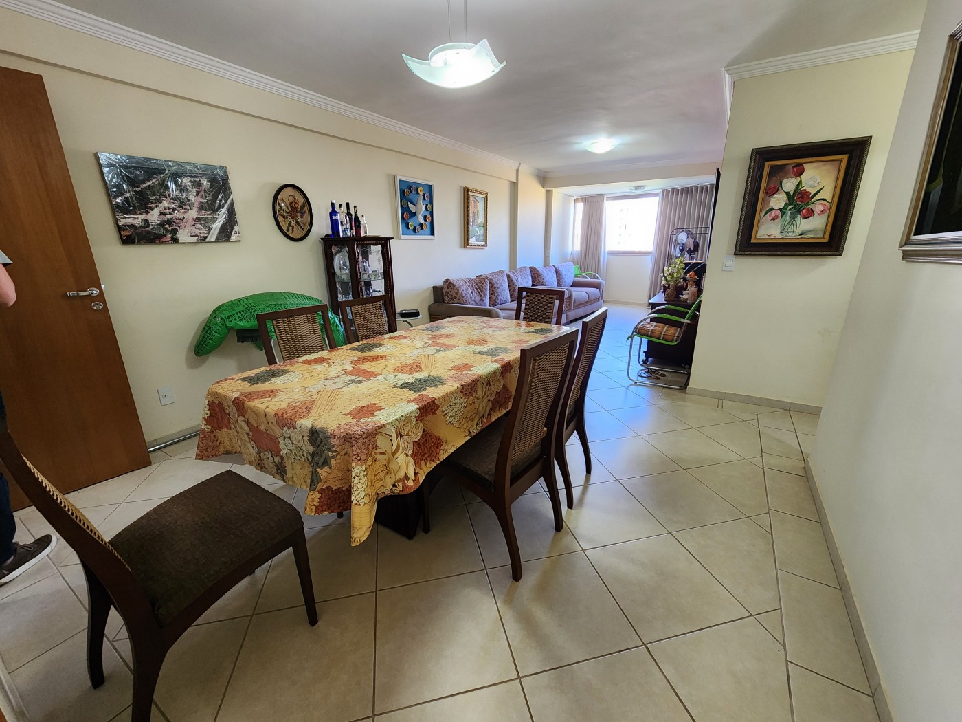 Apartamento para alugar com 4 quartos, 110m² - Foto 1