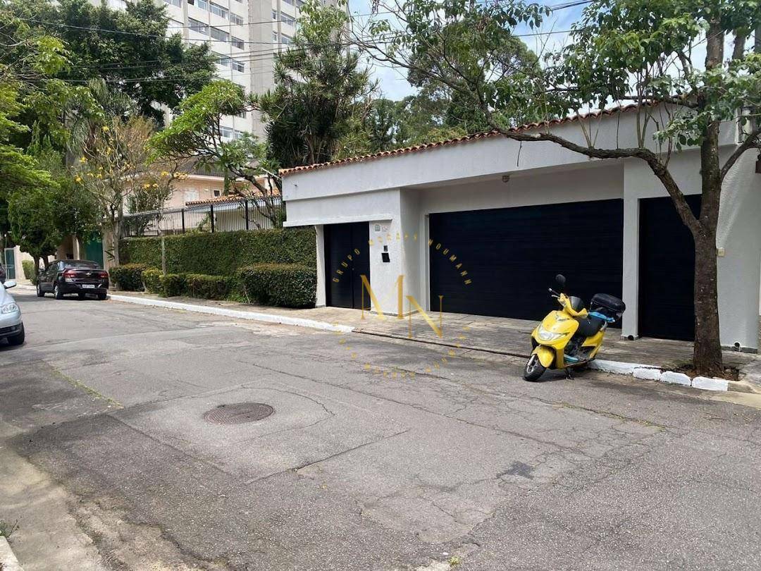 Casa à venda e aluguel com 4 quartos, 450m² - Foto 18