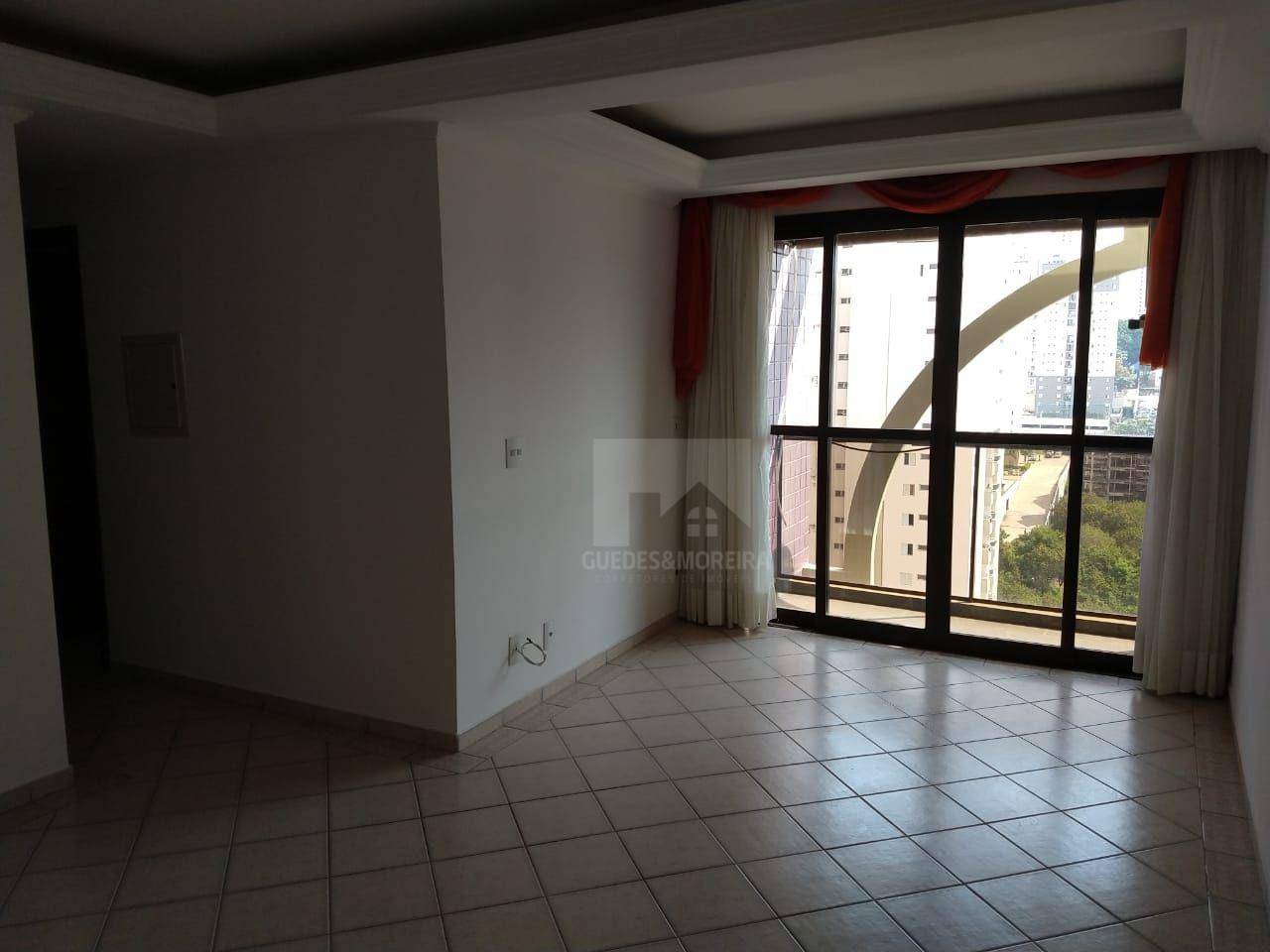 Apartamento à venda com 2 quartos, 70m² - Foto 4