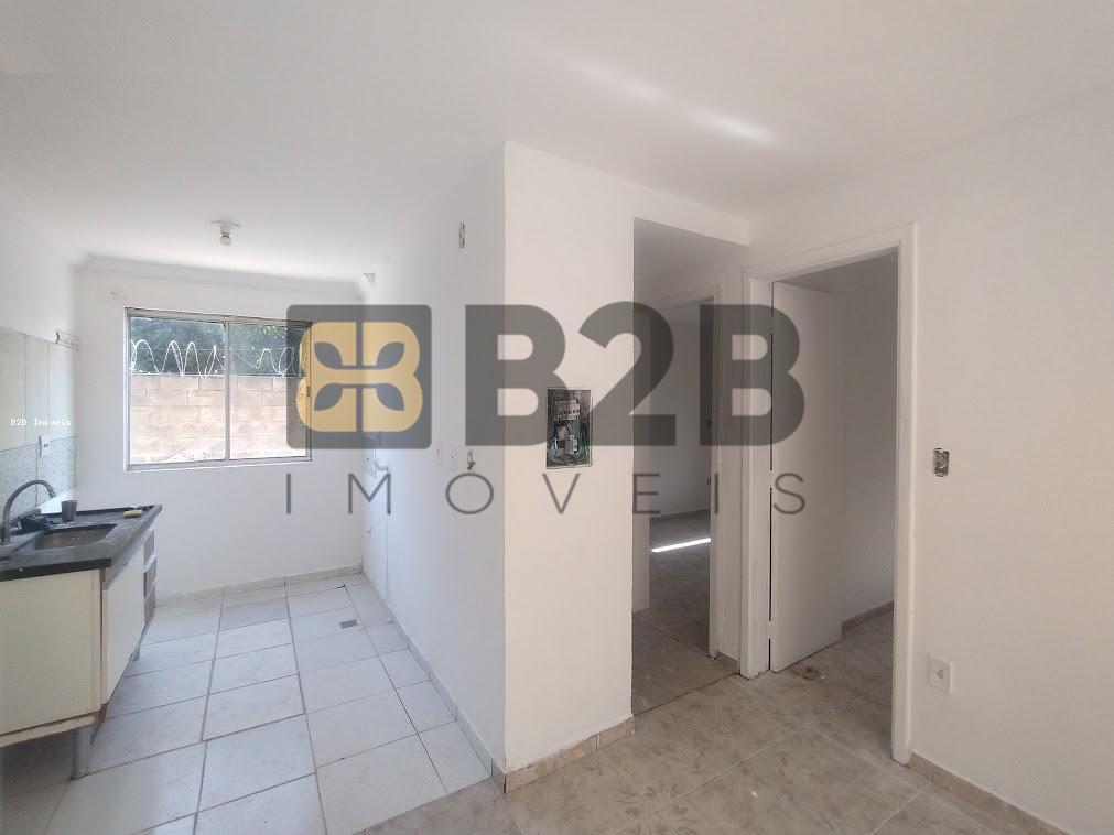 Apartamento à venda com 2 quartos, 45m² - Foto 3