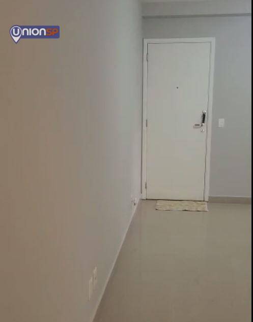 Apartamento à venda com 2 quartos, 66m² - Foto 4