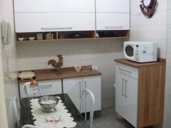 Apartamento à venda com 2 quartos, 72m² - Foto 12