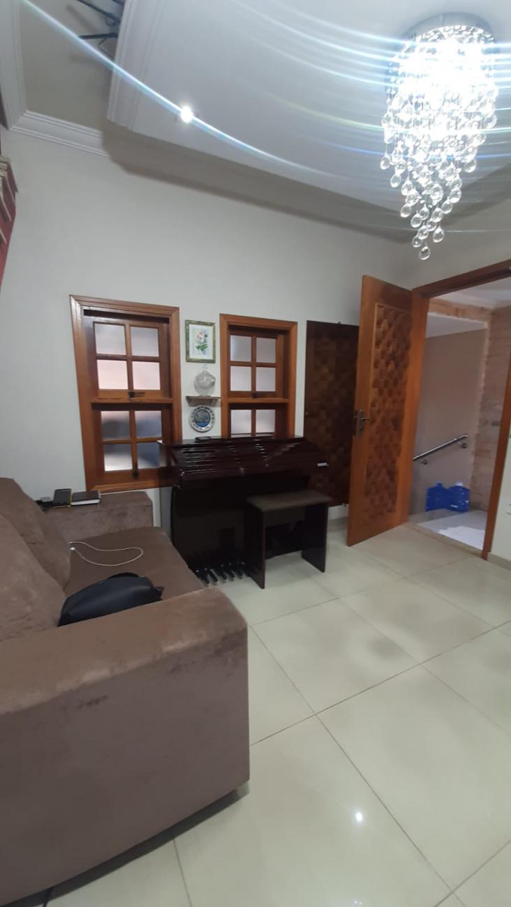 Sobrado à venda com 3 quartos, 130m² - Foto 2