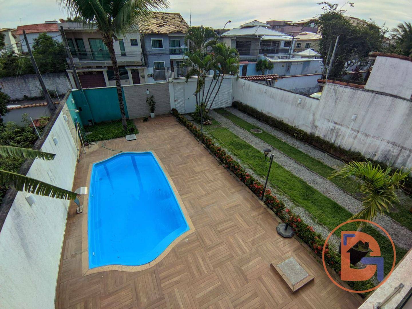 Casa à venda com 4 quartos, 220m² - Foto 32