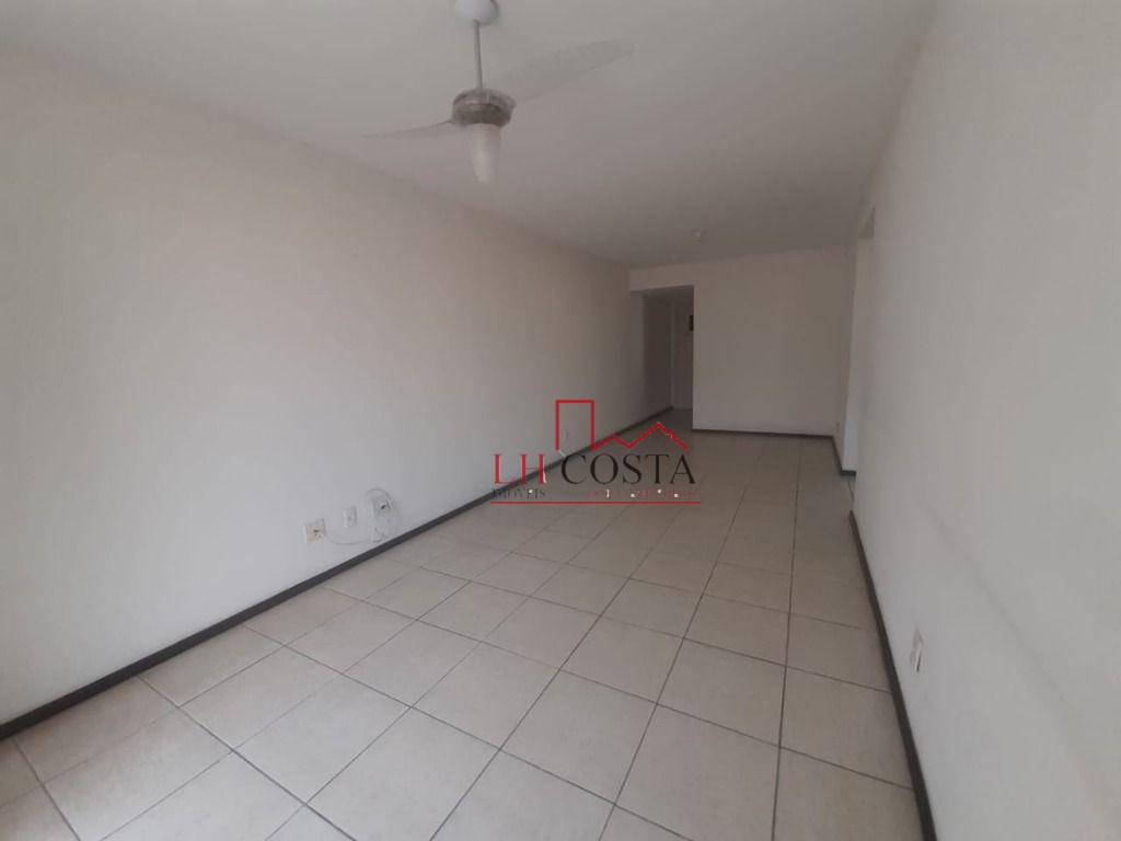 Apartamento à venda com 2 quartos, 75m² - Foto 5