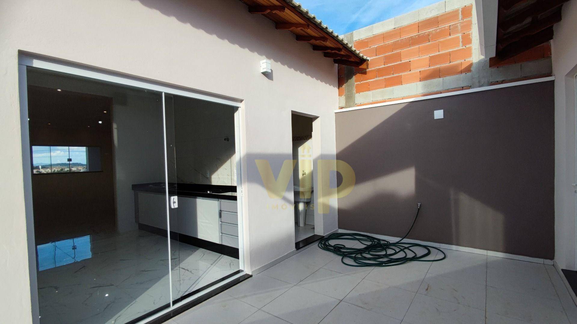 Casa à venda com 4 quartos, 210m² - Foto 20