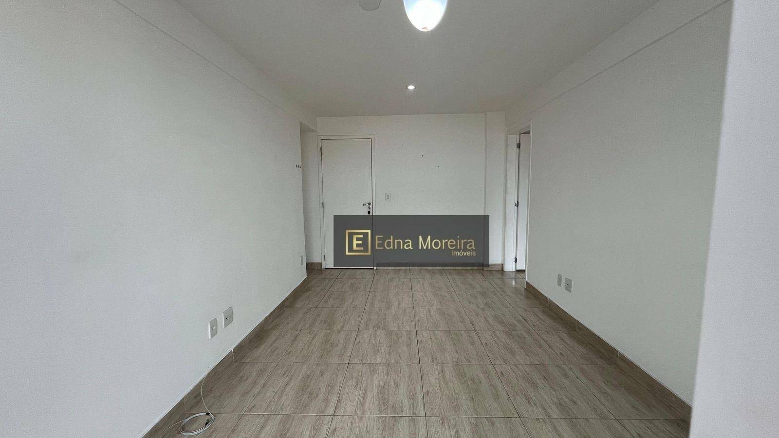 Apartamento à venda com 2 quartos, 90m² - Foto 2