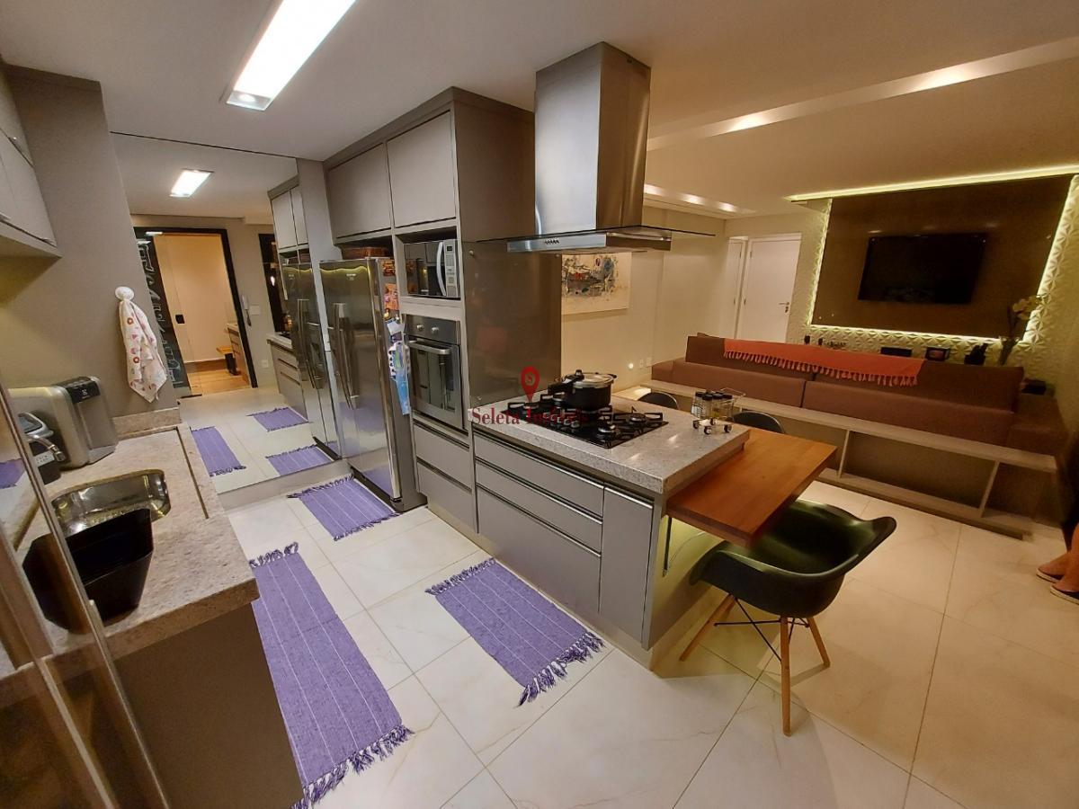 Apartamento à venda com 3 quartos, 118m² - Foto 8