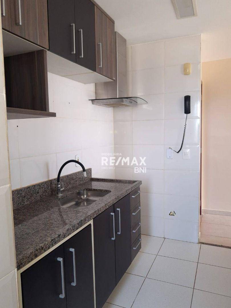 Apartamento para alugar com 3 quartos, 74m² - Foto 14