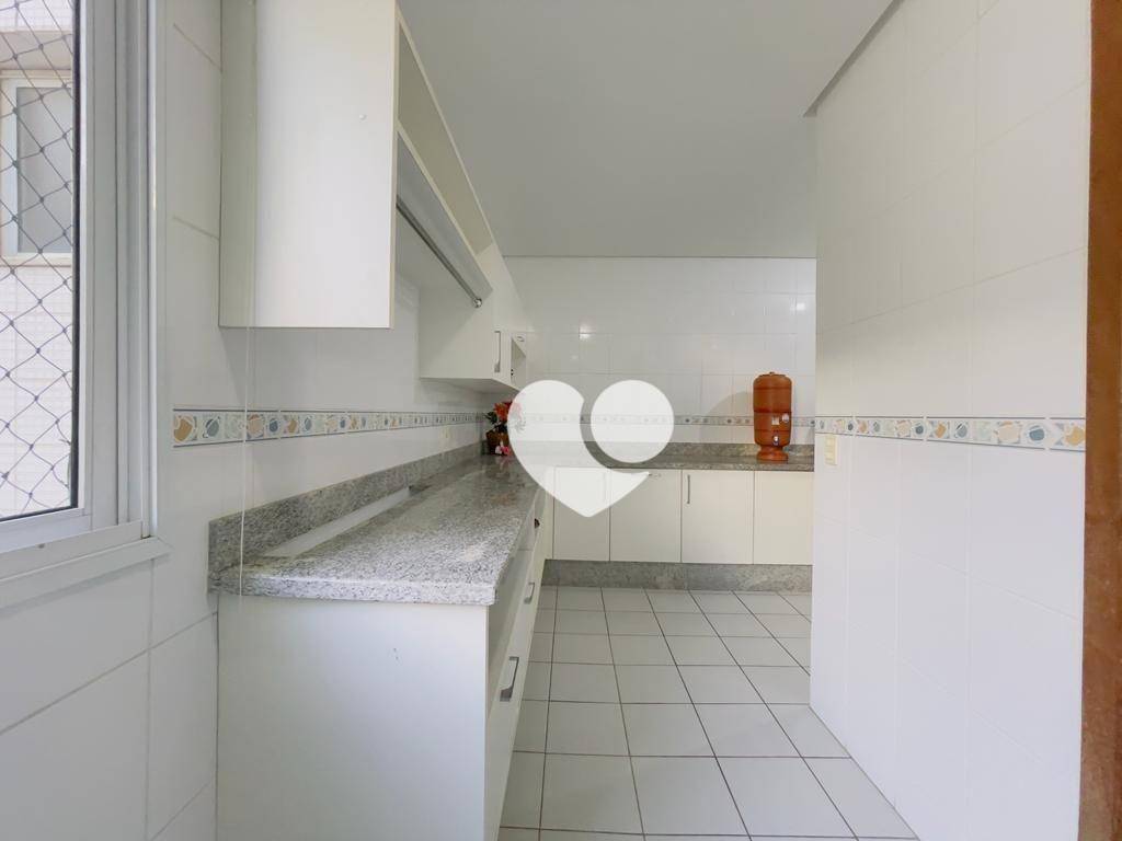 Apartamento à venda com 4 quartos, 250m² - Foto 19