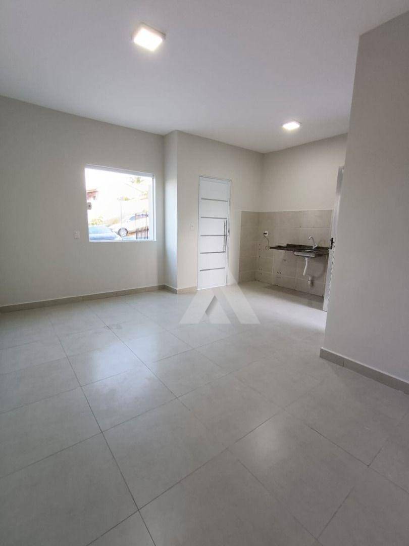 Casa à venda com 2 quartos, 48m² - Foto 5