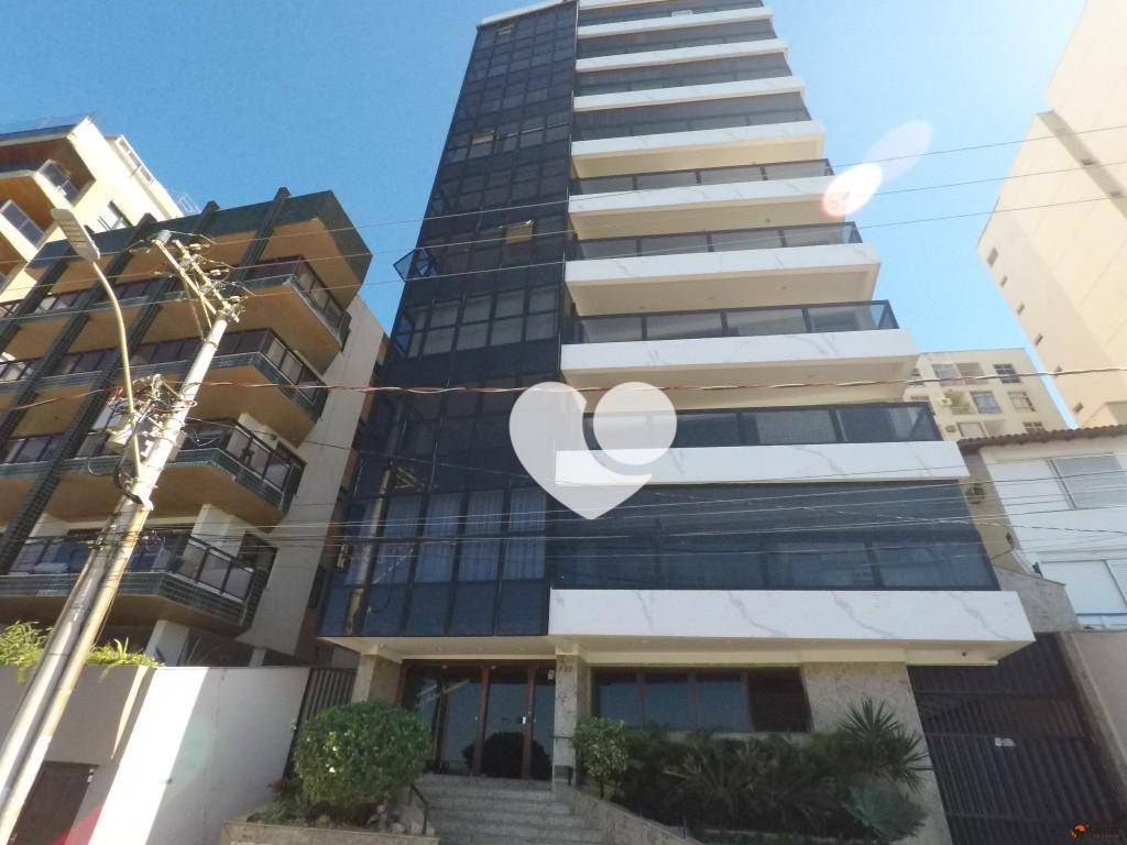 Apartamento à venda com 4 quartos, 247m² - Foto 2