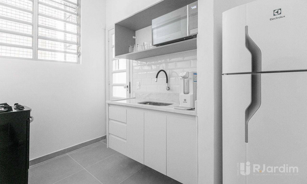 Apartamento para alugar com 2 quartos, 74m² - Foto 32