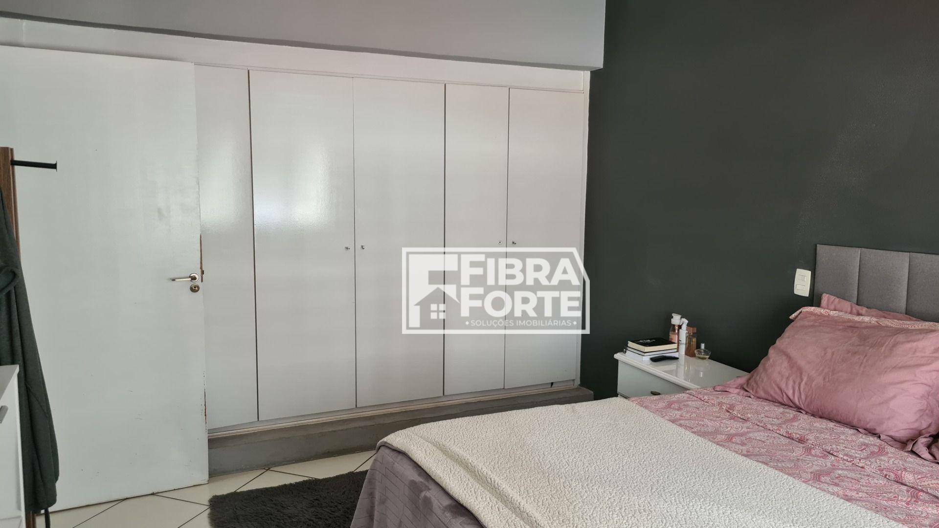 Apartamento à venda com 3 quartos, 85m² - Foto 11