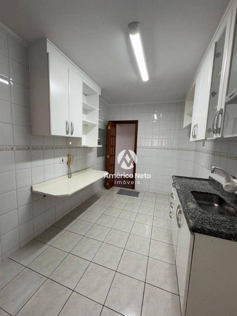 Apartamento para alugar com 3 quartos, 105m² - Foto 26