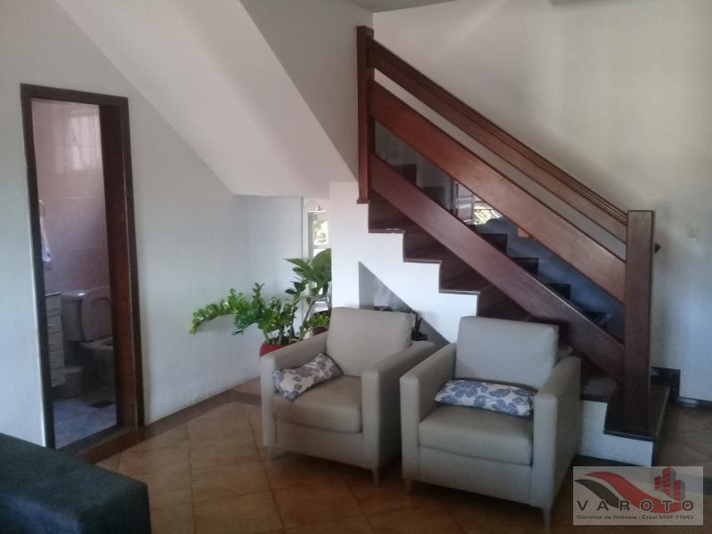 Casa à venda com 3 quartos, 320m² - Foto 19