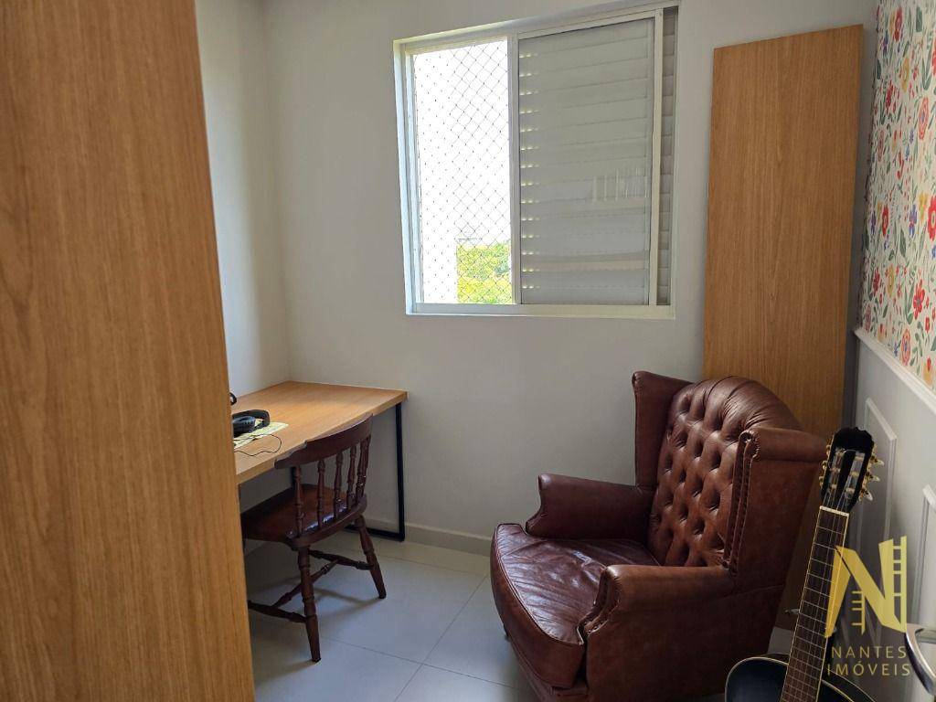 Apartamento para alugar com 3 quartos, 72m² - Foto 10