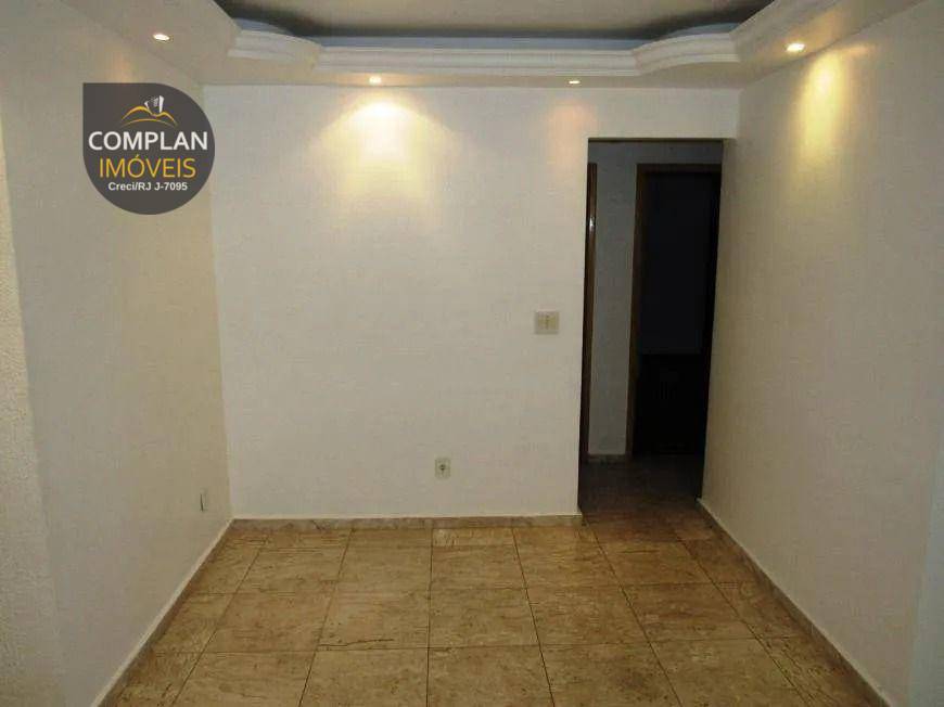 Apartamento à venda com 2 quartos, 85m² - Foto 11