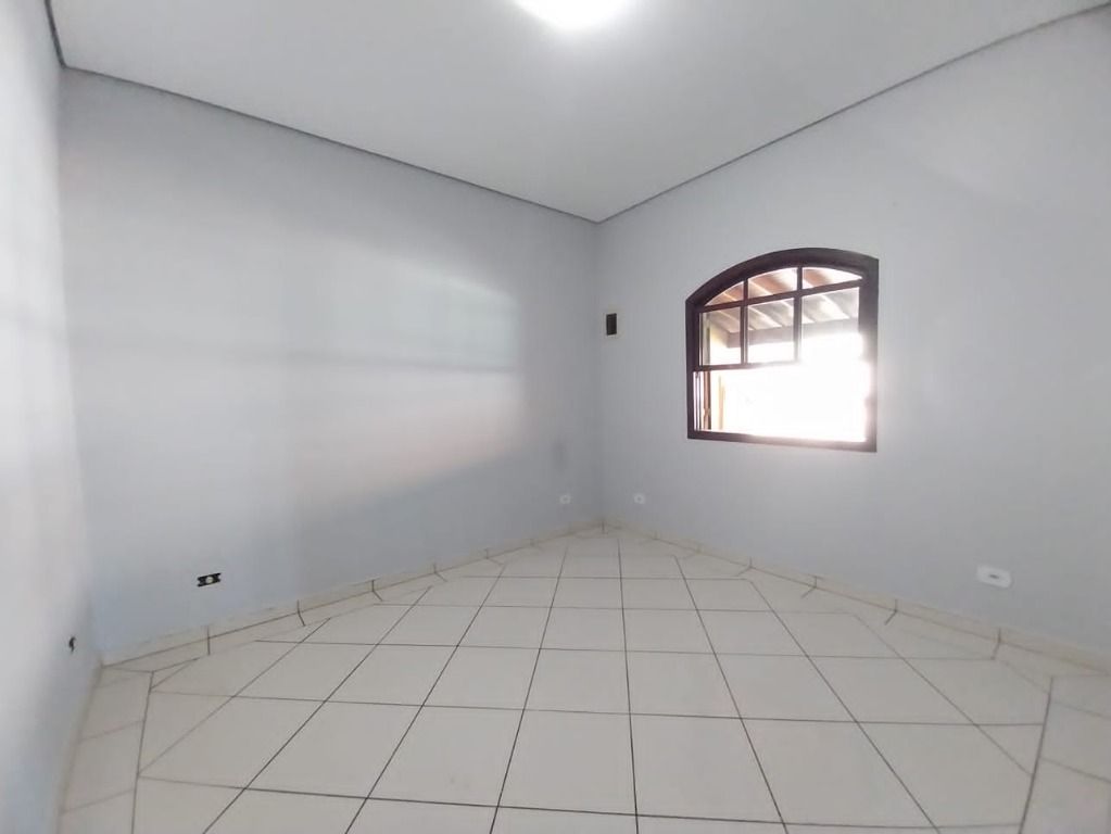 Casa à venda e aluguel com 2 quartos, 406m² - Foto 21