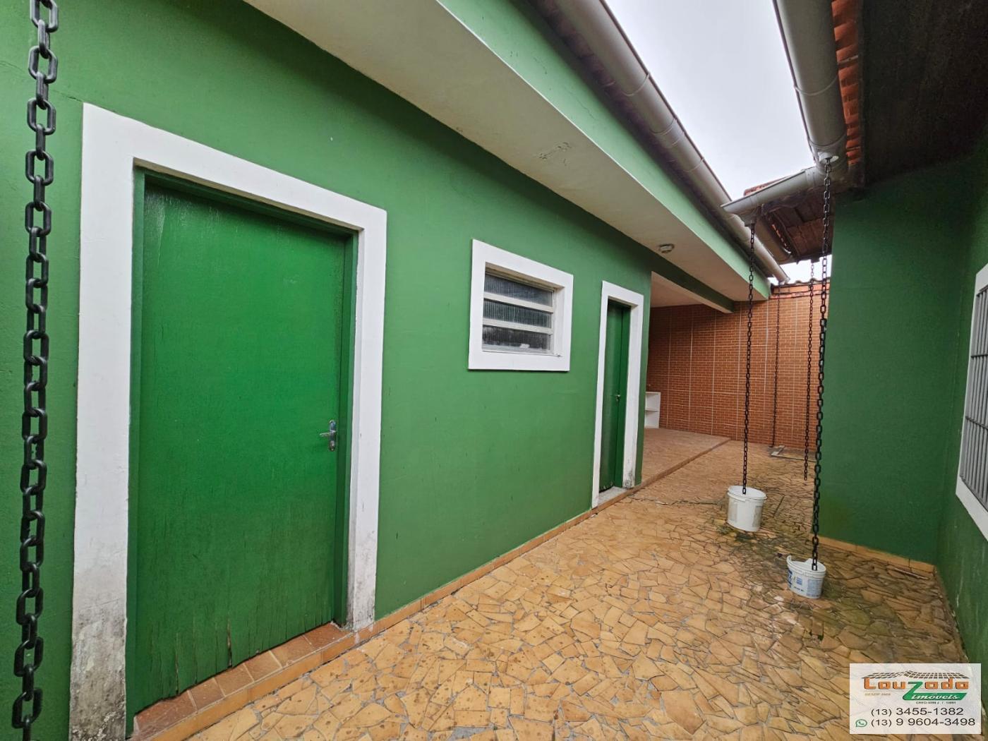 Casa à venda com 3 quartos, 250m² - Foto 4