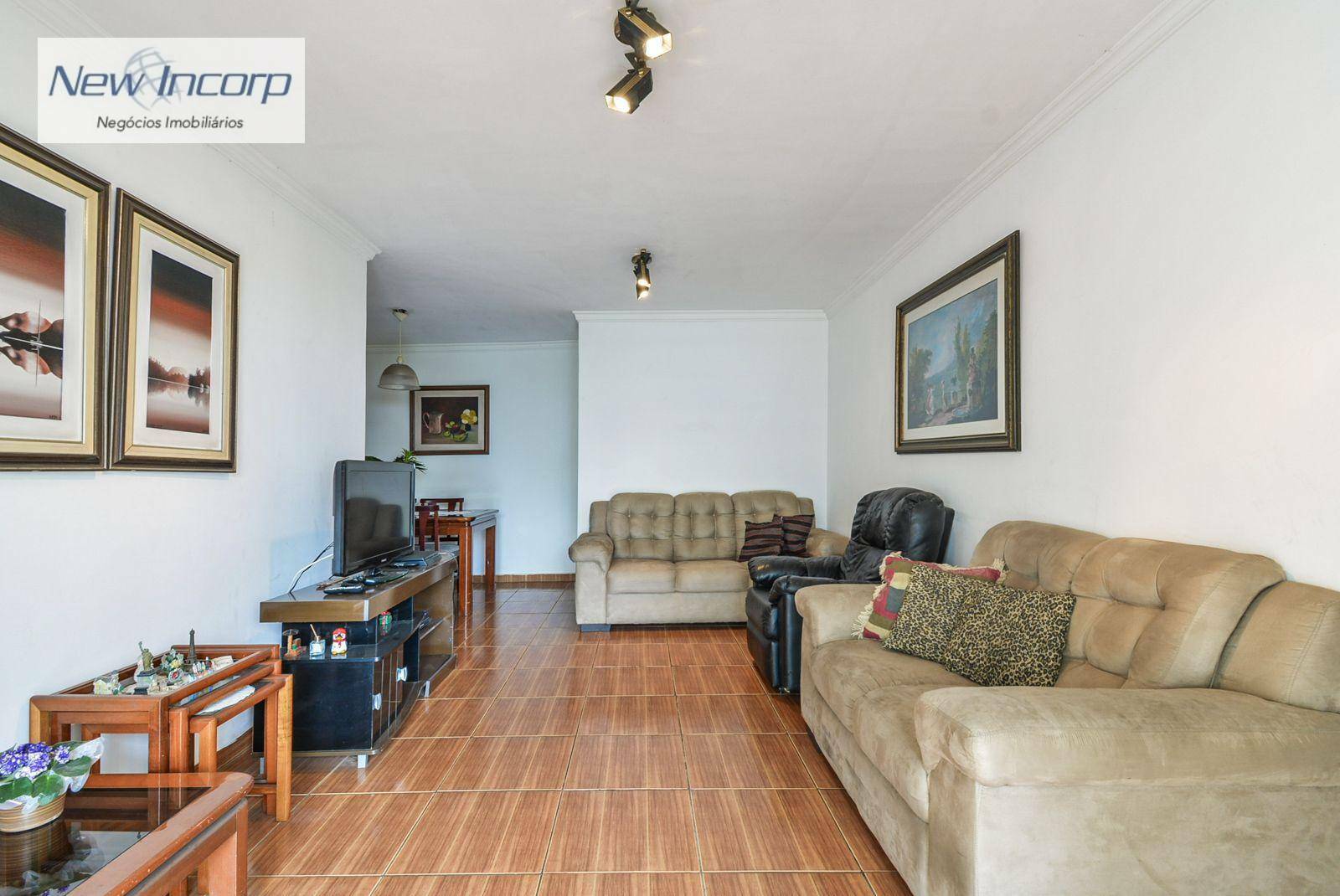 Apartamento à venda com 3 quartos, 135m² - Foto 4