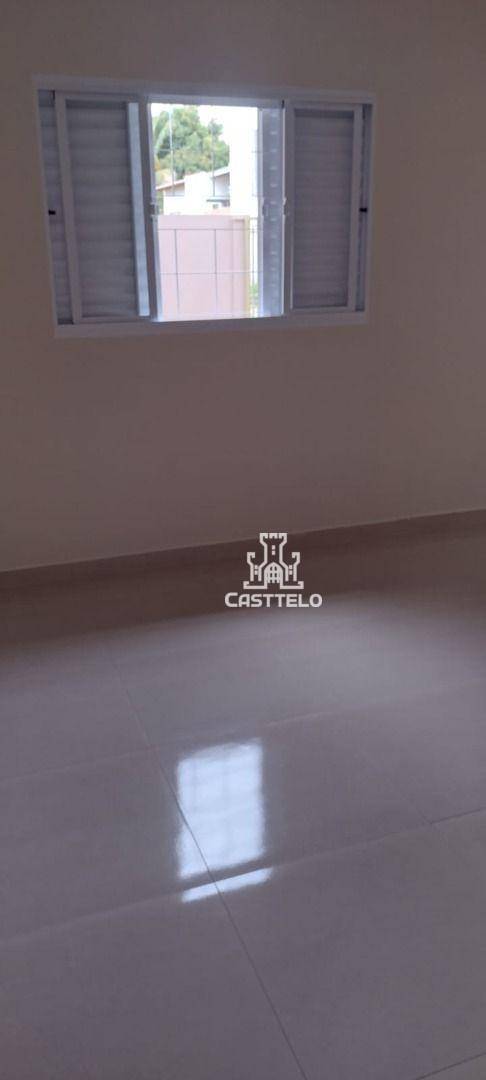 Casa à venda com 2 quartos, 68m² - Foto 10