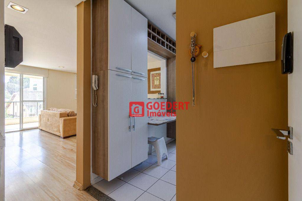 Apartamento à venda com 2 quartos, 83m² - Foto 2