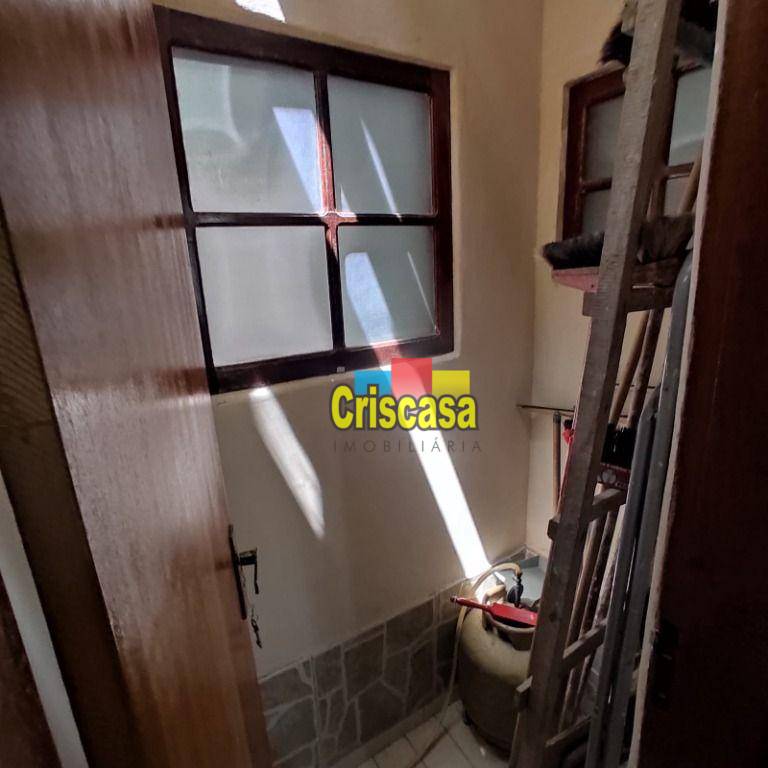 Casa à venda com 4 quartos, 102m² - Foto 13