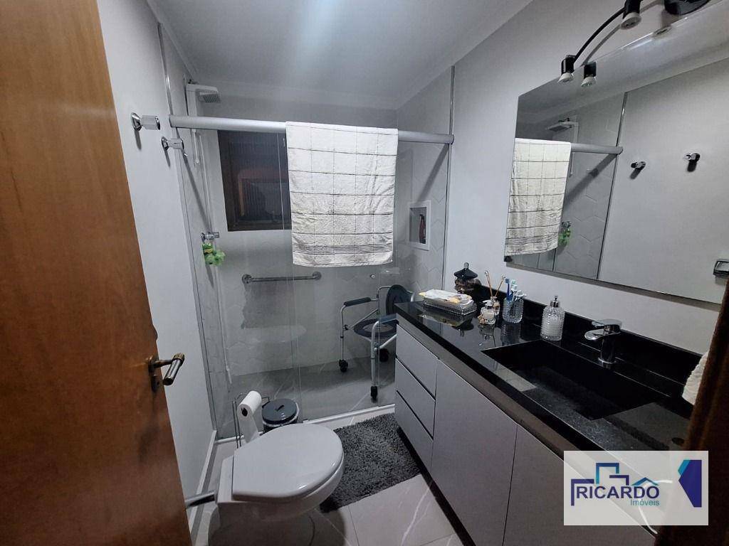 Apartamento à venda com 4 quartos, 170m² - Foto 17