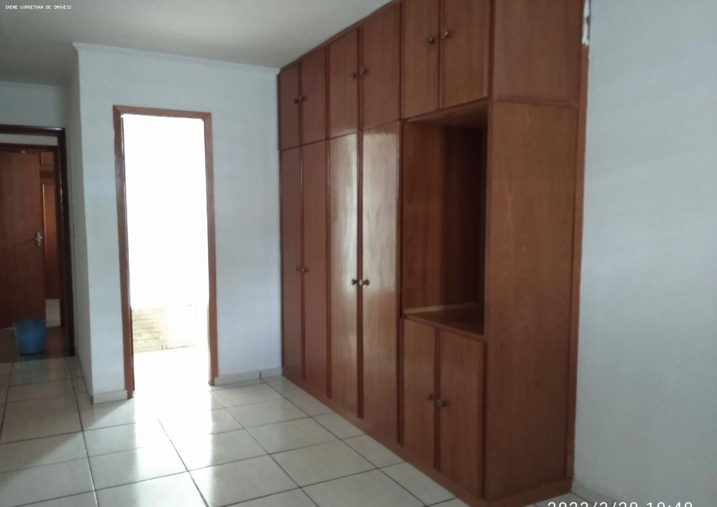 Casa à venda com 3 quartos, 396m² - Foto 30