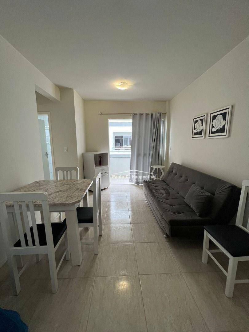 Apartamento à venda com 2 quartos, 60m² - Foto 7