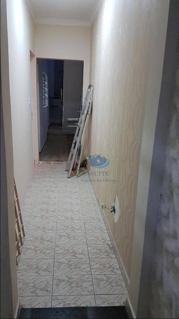 Casa à venda com 2 quartos, 148m² - Foto 2