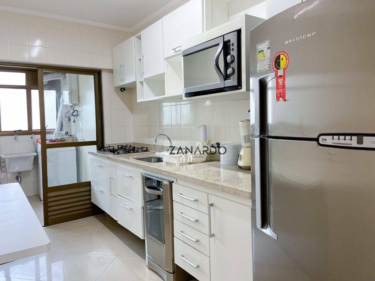 Apartamento à venda com 3 quartos, 109m² - Foto 20