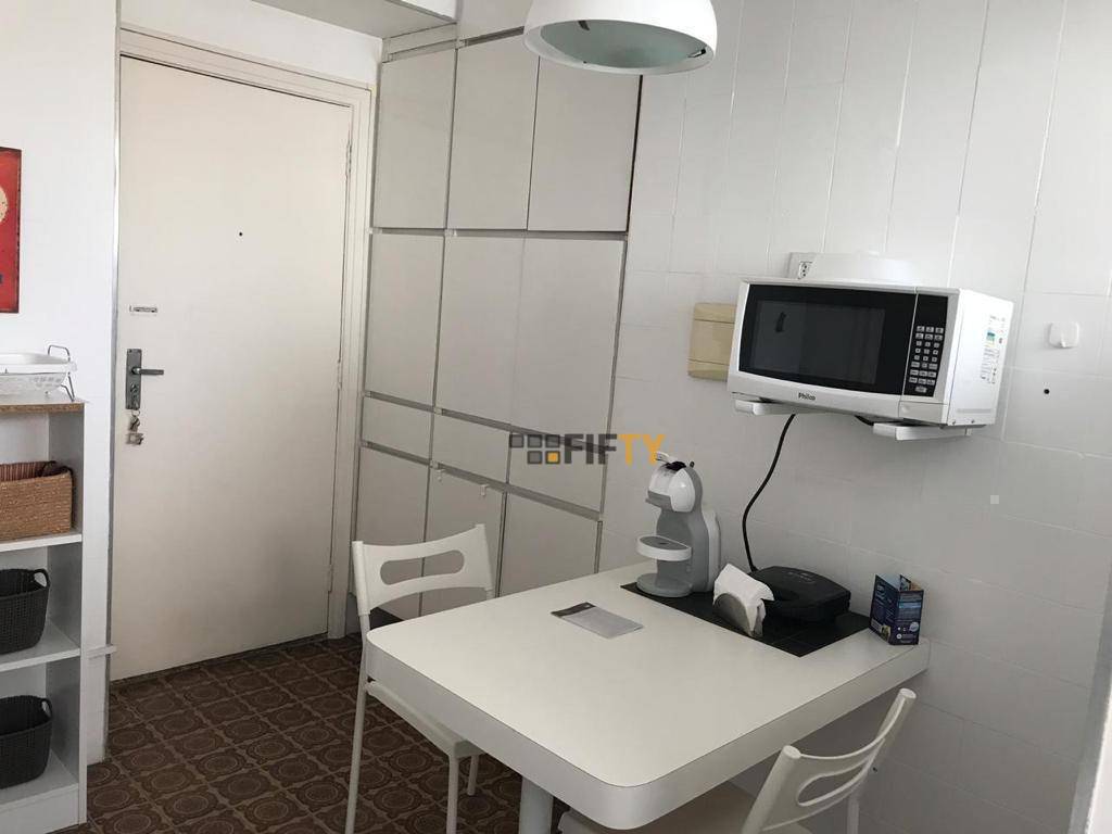 Apartamento à venda com 2 quartos, 77m² - Foto 13