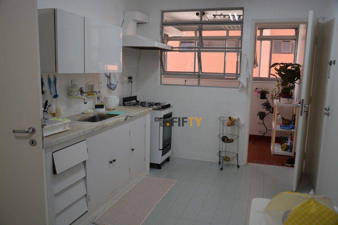 Apartamento à venda com 3 quartos, 155m² - Foto 8