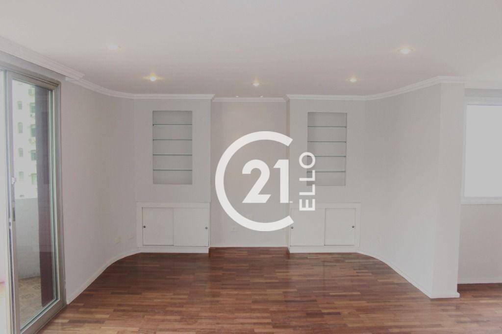 Apartamento para alugar com 3 quartos, 197m² - Foto 12