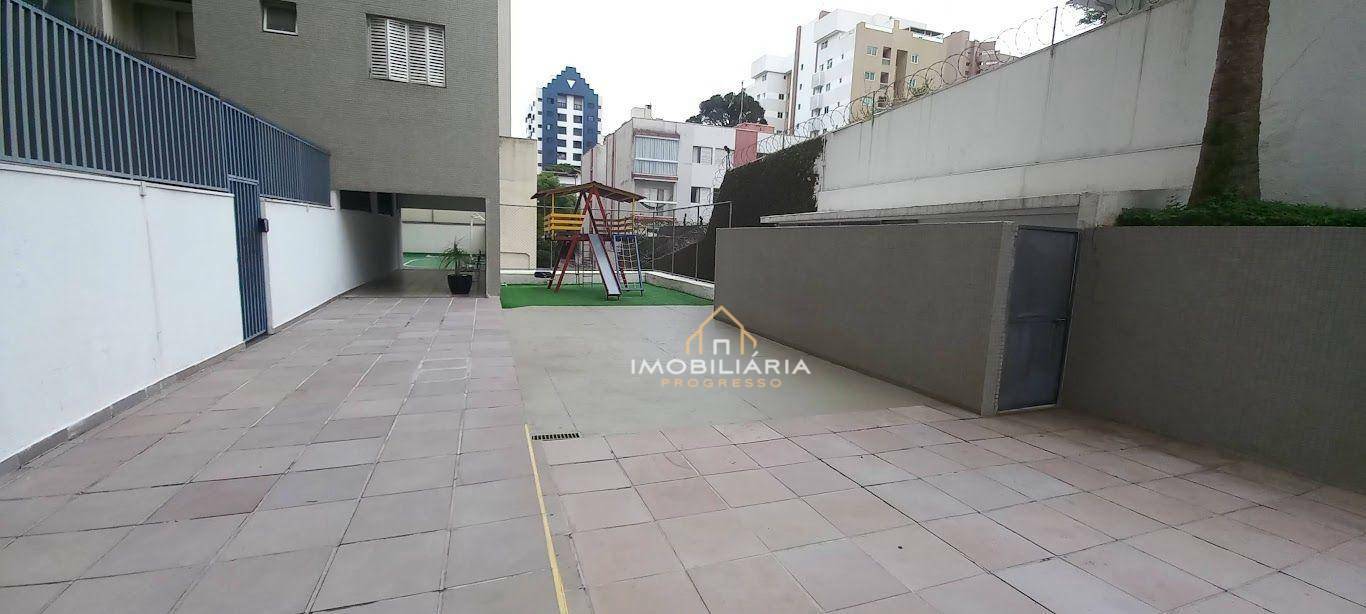 Apartamento à venda com 3 quartos, 107m² - Foto 3