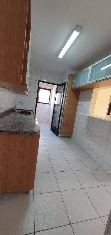 Apartamento à venda com 3 quartos, 86m² - Foto 28