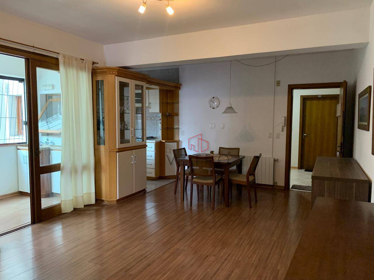 Apartamento à venda com 1 quarto, 80m² - Foto 1