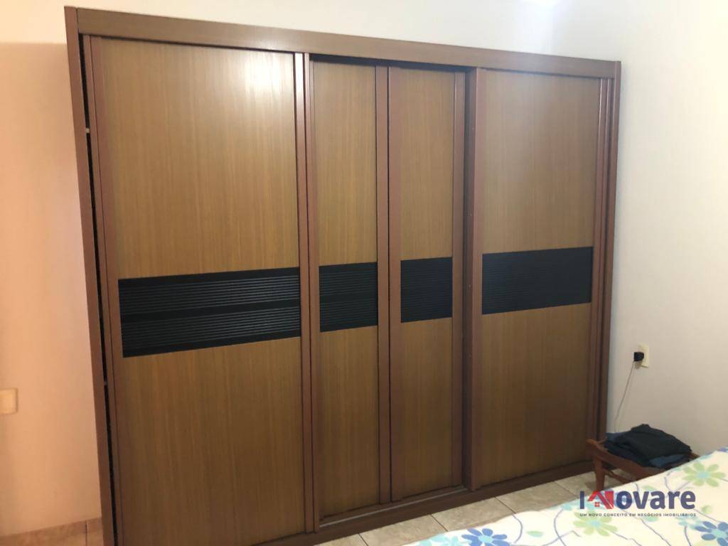 Sobrado à venda com 3 quartos, 240m² - Foto 22