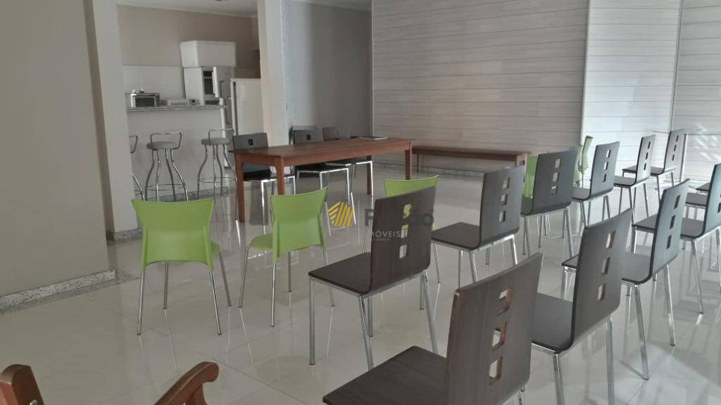 Apartamento para alugar com 3 quartos, 130m² - Foto 30