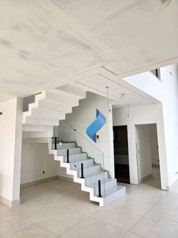 Casa de Condomínio à venda com 4 quartos, 360m² - Foto 19