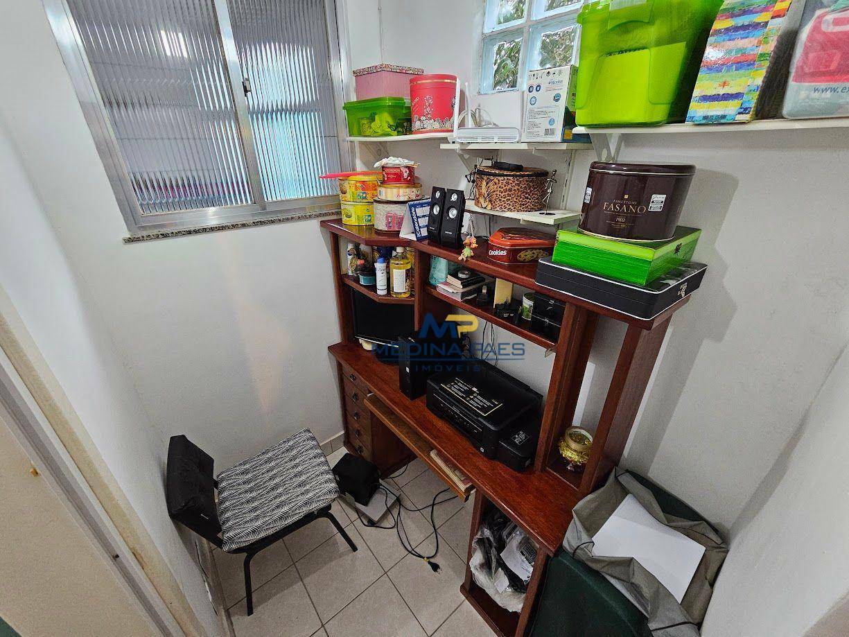 Apartamento à venda com 2 quartos, 60m² - Foto 17