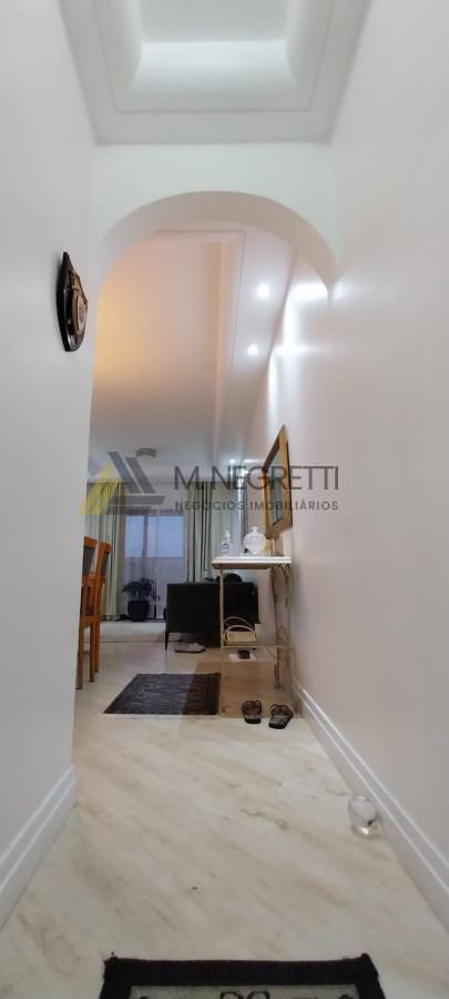 Apartamento à venda com 3 quartos, 104m² - Foto 2