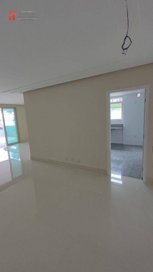 Apartamento à venda com 4 quartos, 195m² - Foto 6