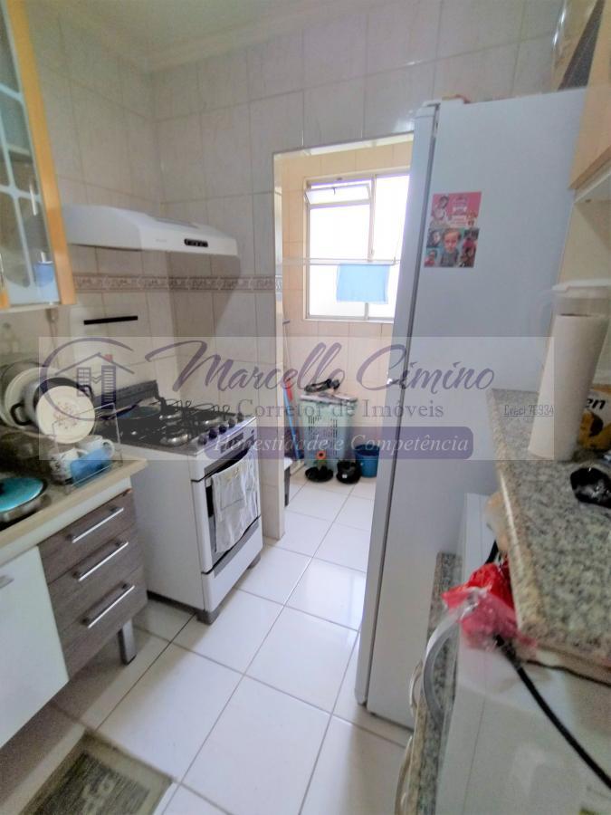 Apartamento à venda com 3 quartos, 55m² - Foto 9