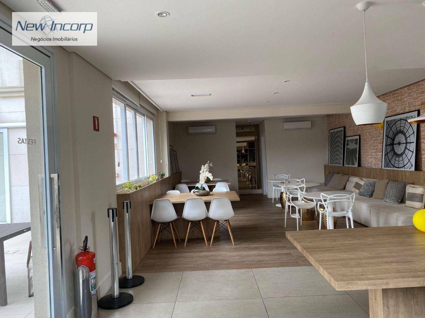 Apartamento à venda com 2 quartos, 70m² - Foto 12