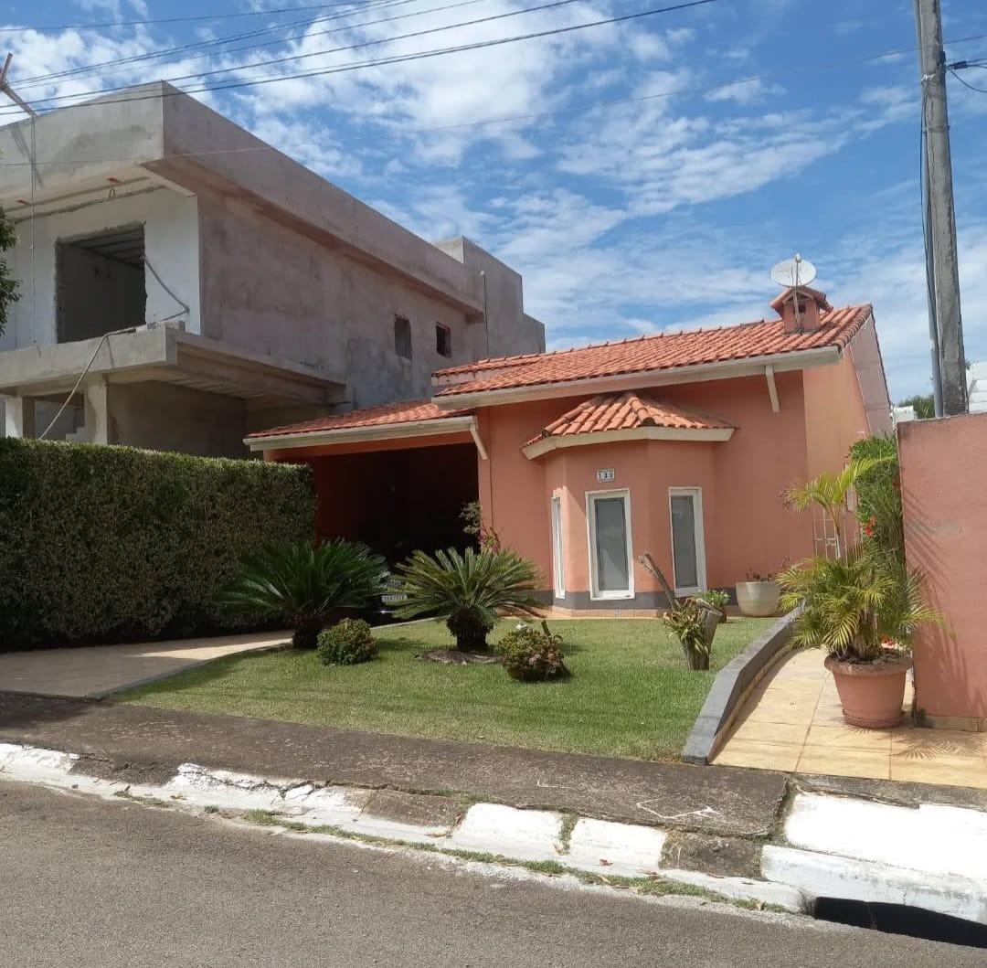 Casa de Condomínio à venda com 3 quartos, 314m² - Foto 2