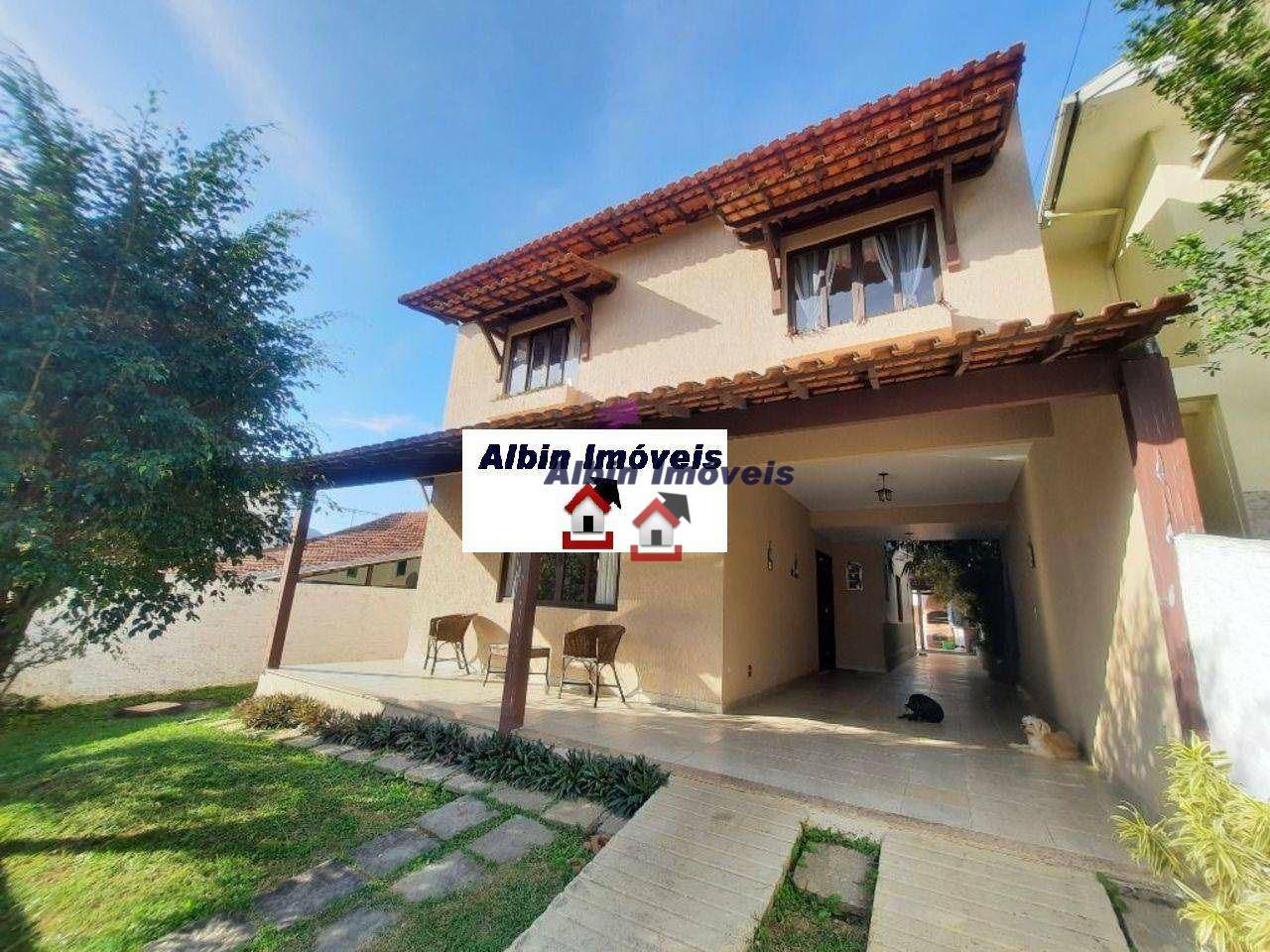 Casa, 5 quartos, 274 m² - Foto 1