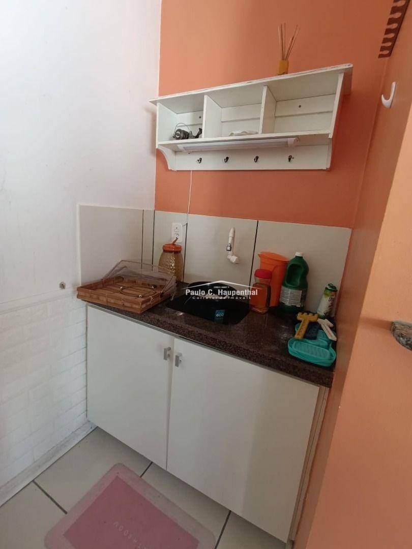 Casa à venda com 4 quartos, 210m² - Foto 18